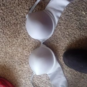 Victoria secret 36C bra